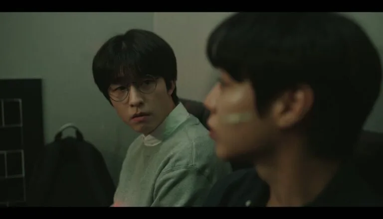 Момент из 5 серии 1 сезона